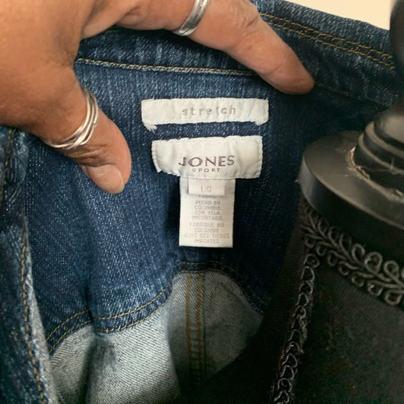 Jones fitted jean shirt/jacket. Slender fit jean shirt. - Picture 5 of 7